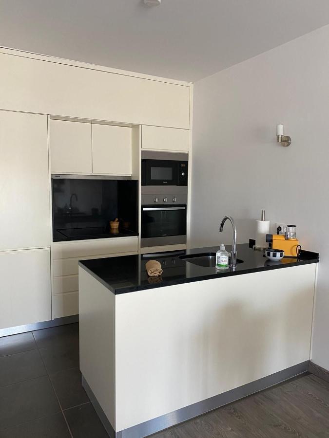 Deluxe Apartment In Albufeira Old Town, 200M Walk To Beach, Pool Parking Екстериор снимка