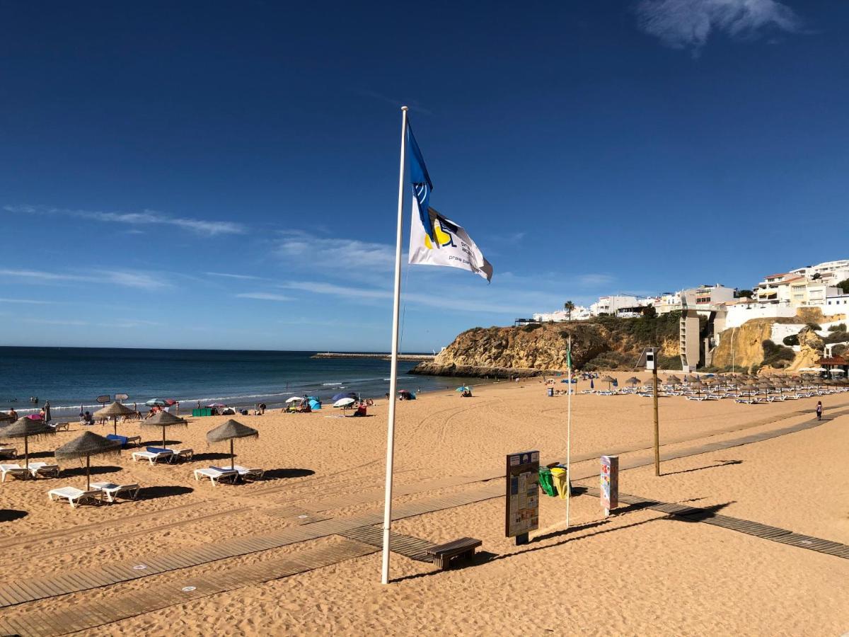 Deluxe Apartment In Albufeira Old Town, 200M Walk To Beach, Pool Parking Екстериор снимка